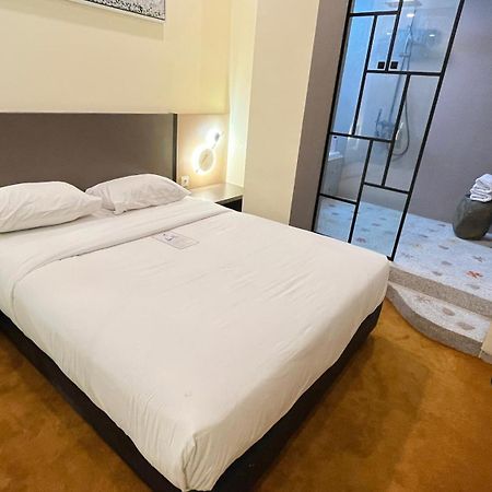 Oak Tree Urban Hotel Dżakarta Zewnętrze zdjęcie
