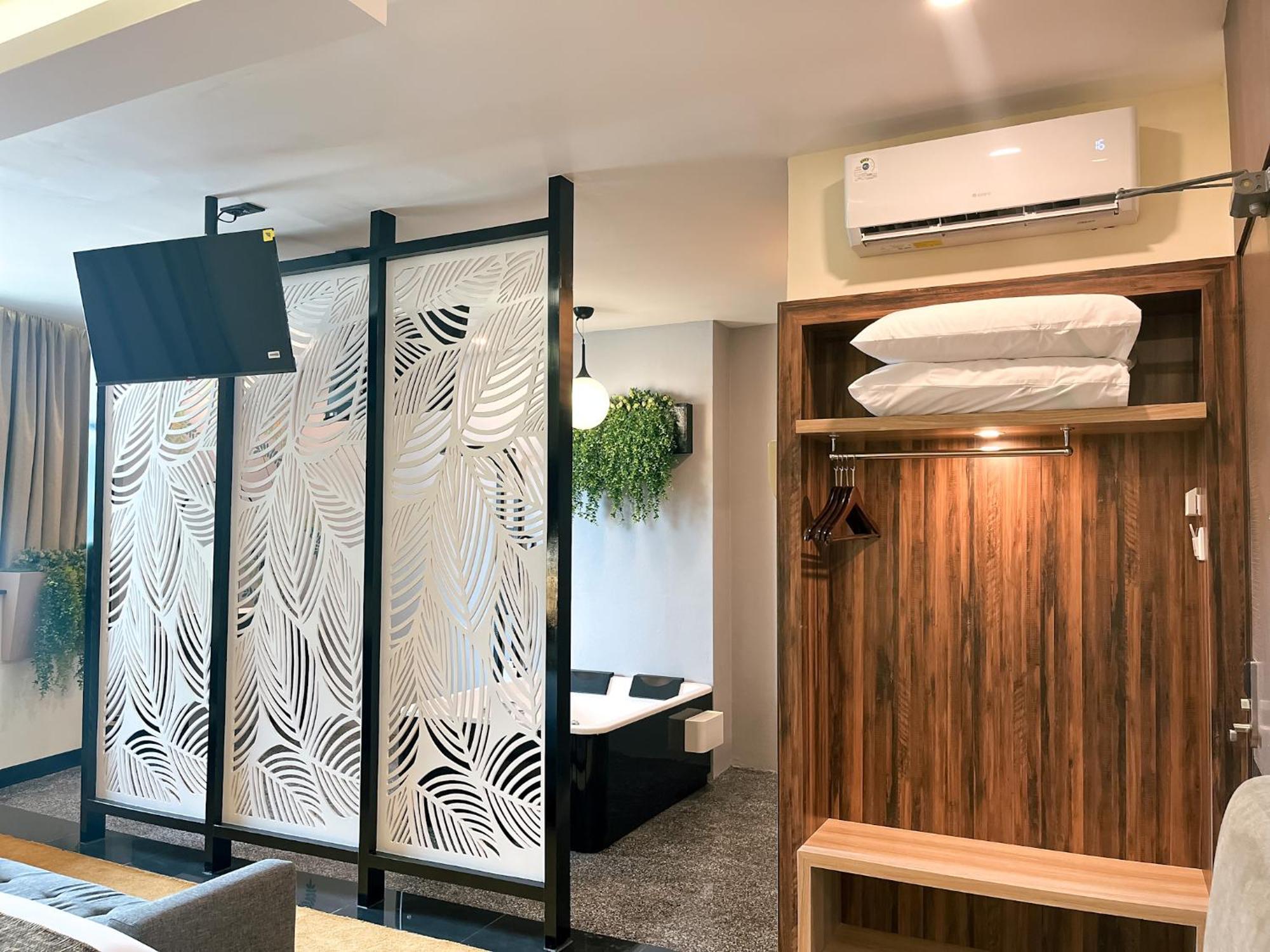 Oak Tree Urban Hotel Dżakarta Zewnętrze zdjęcie