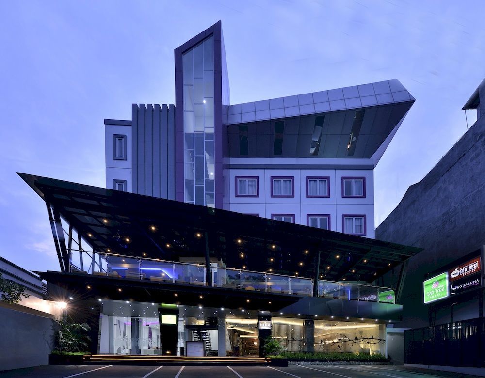Oak Tree Urban Hotel Dżakarta Zewnętrze zdjęcie